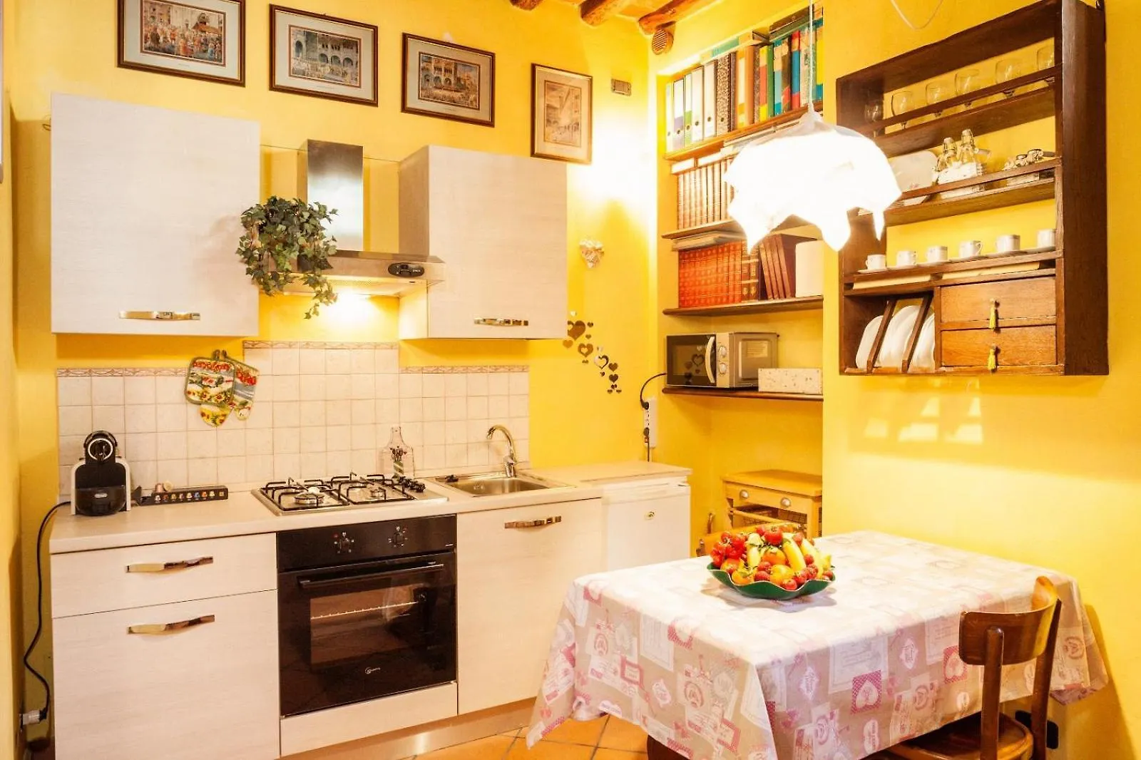 Wanda'S Apartment Lucca Italy